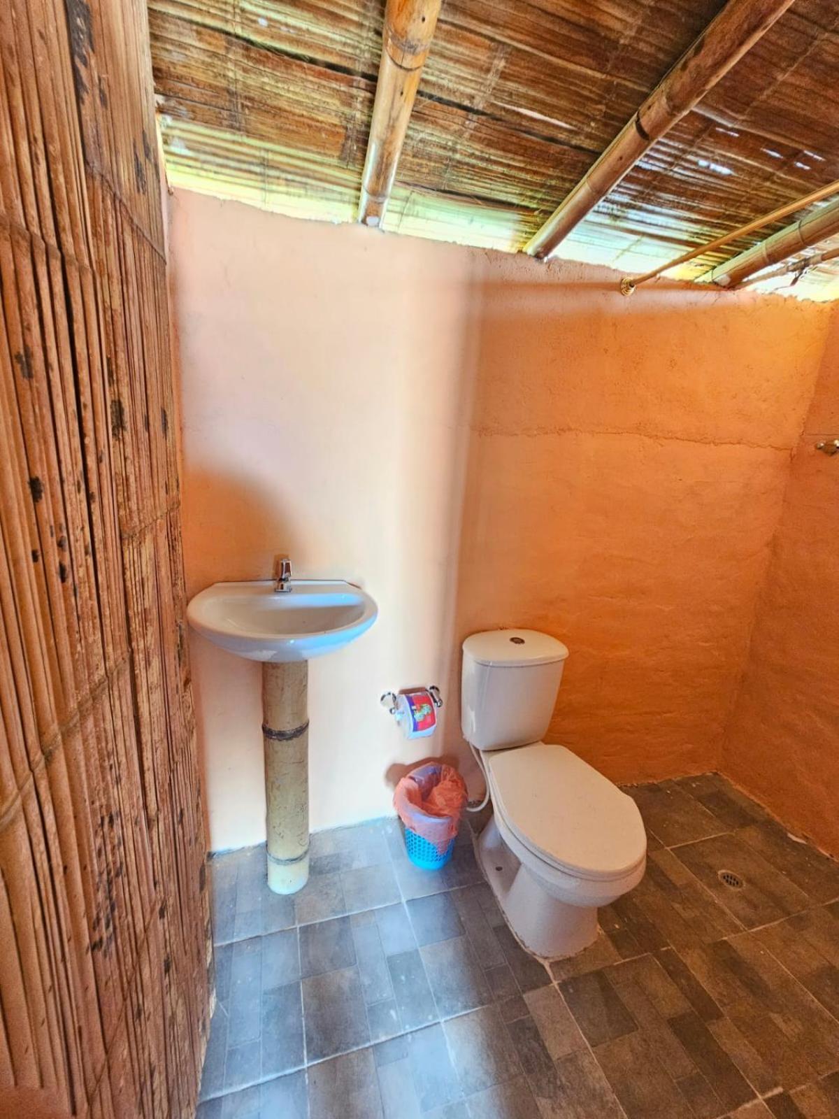 Estadero Los Hoyos Villavieja Ngoại thất bức ảnh