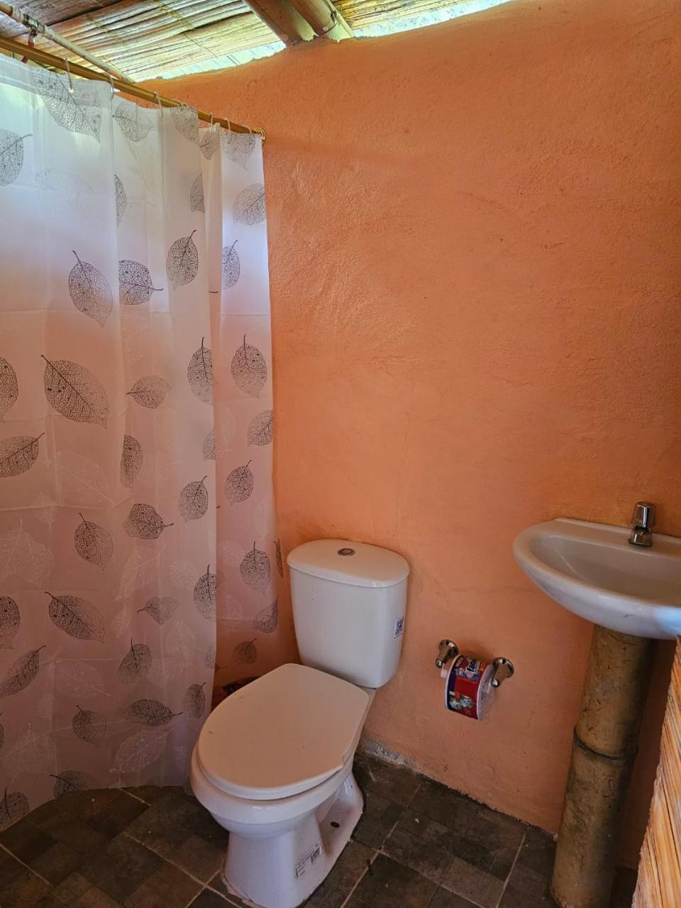 Estadero Los Hoyos Villavieja Ngoại thất bức ảnh