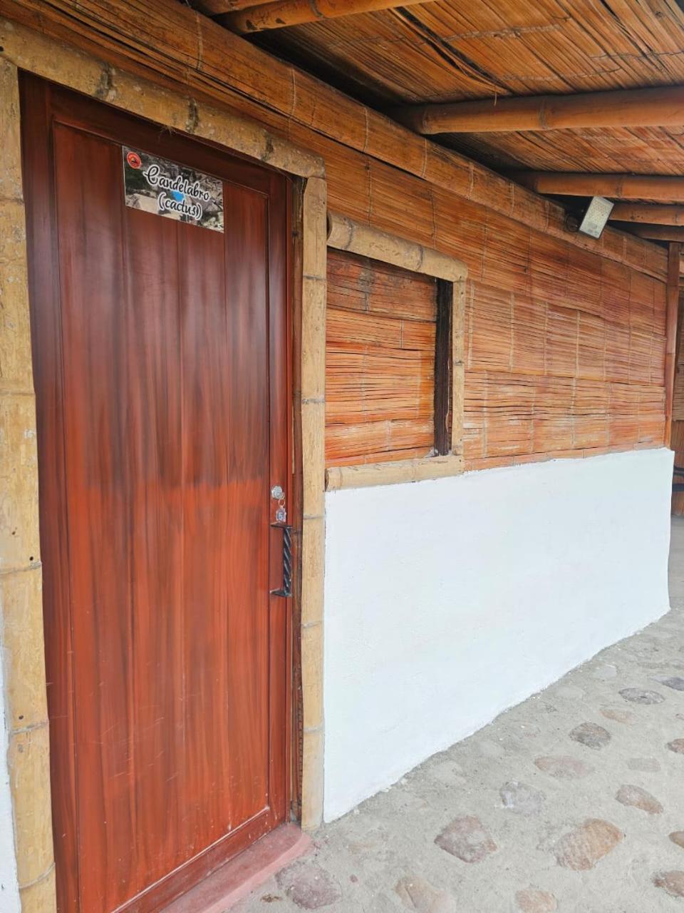 Estadero Los Hoyos Villavieja Ngoại thất bức ảnh