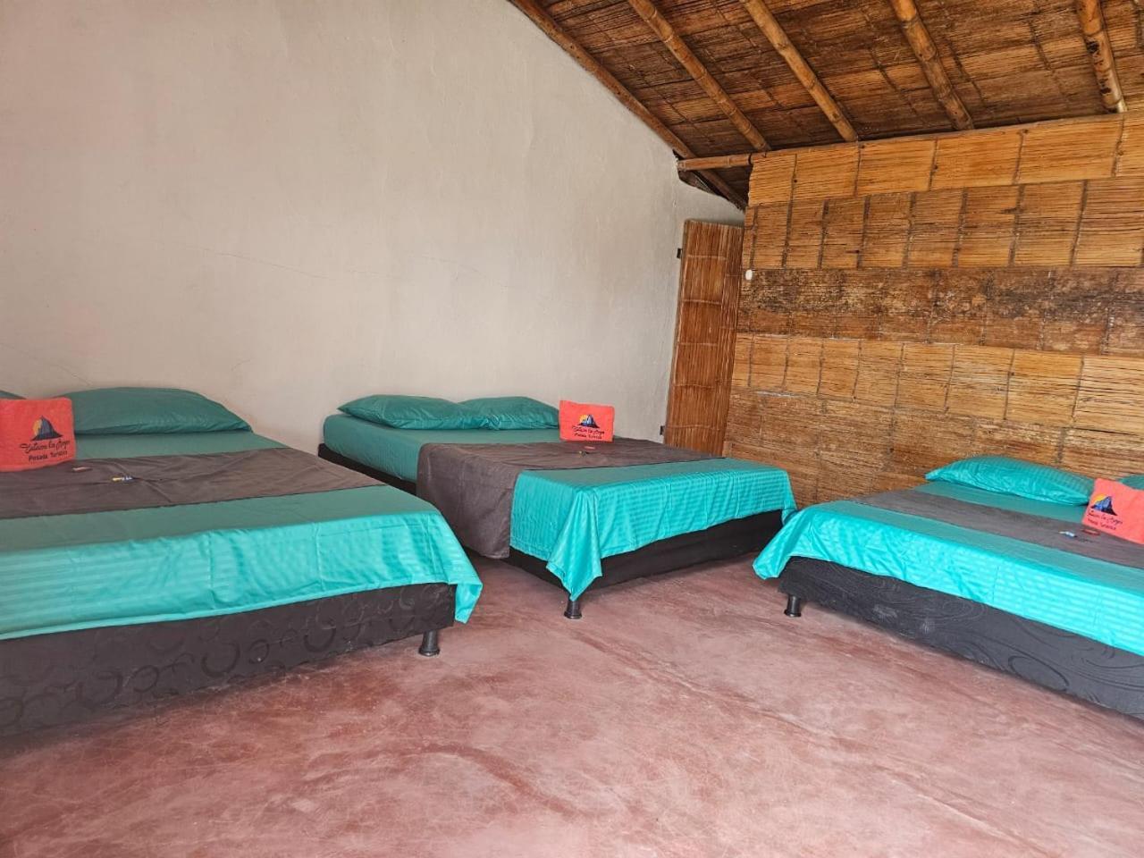 Estadero Los Hoyos Villavieja Ngoại thất bức ảnh