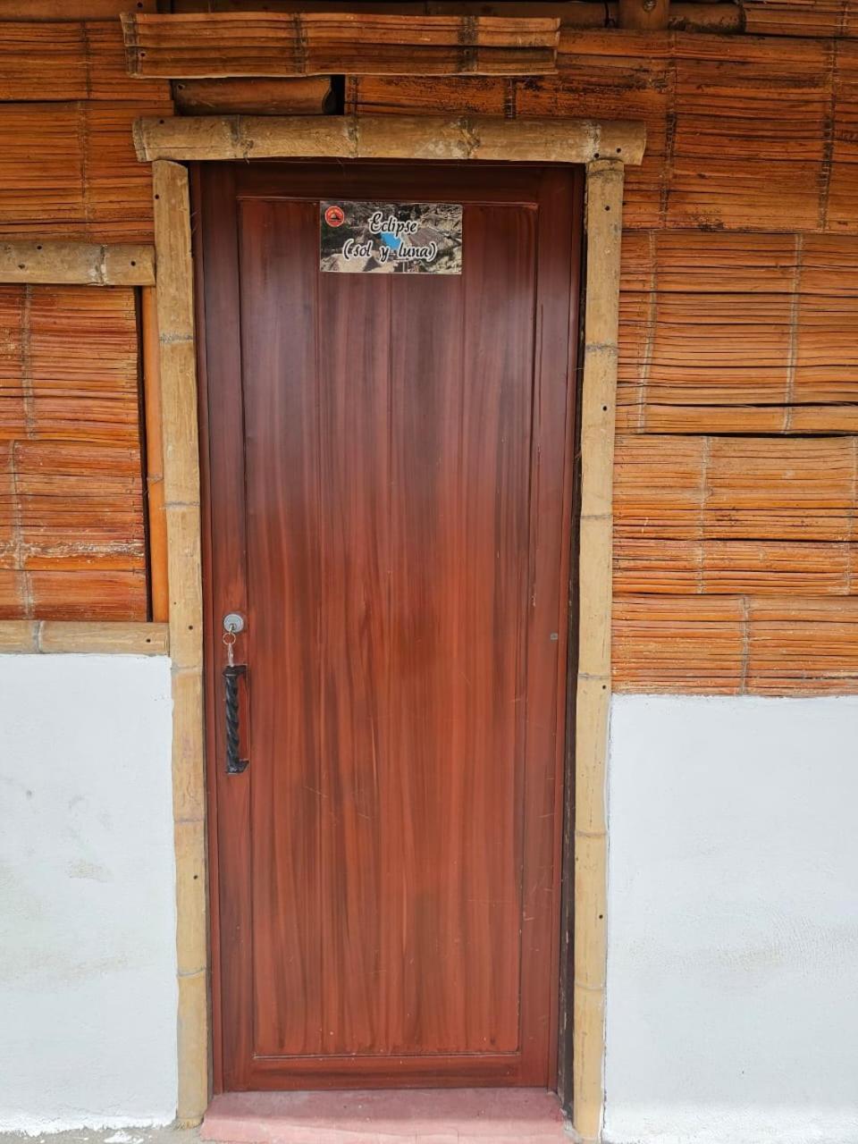 Estadero Los Hoyos Villavieja Ngoại thất bức ảnh